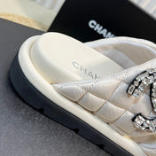 Women's slippers with two crossed straps sheepskins white cream