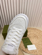 SNEAKER IN RICE WHITE CALFSKIN AND LAMB WOOL LINING