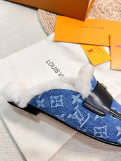 FLAT MULE IN COBALT BLUE MONOGRAM DENIM AND SHEARLING LINING