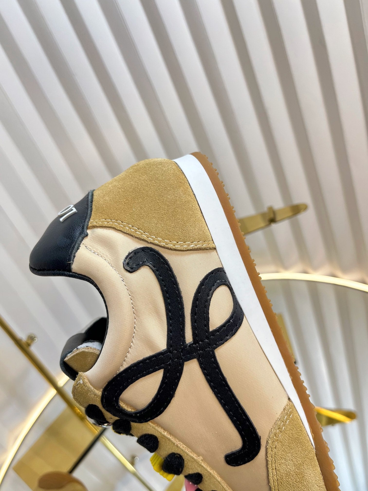LOEWE 26S RUNNER 2.0 SNEAKERS IN SAND BEIGE FABRIC AND SUEDE
