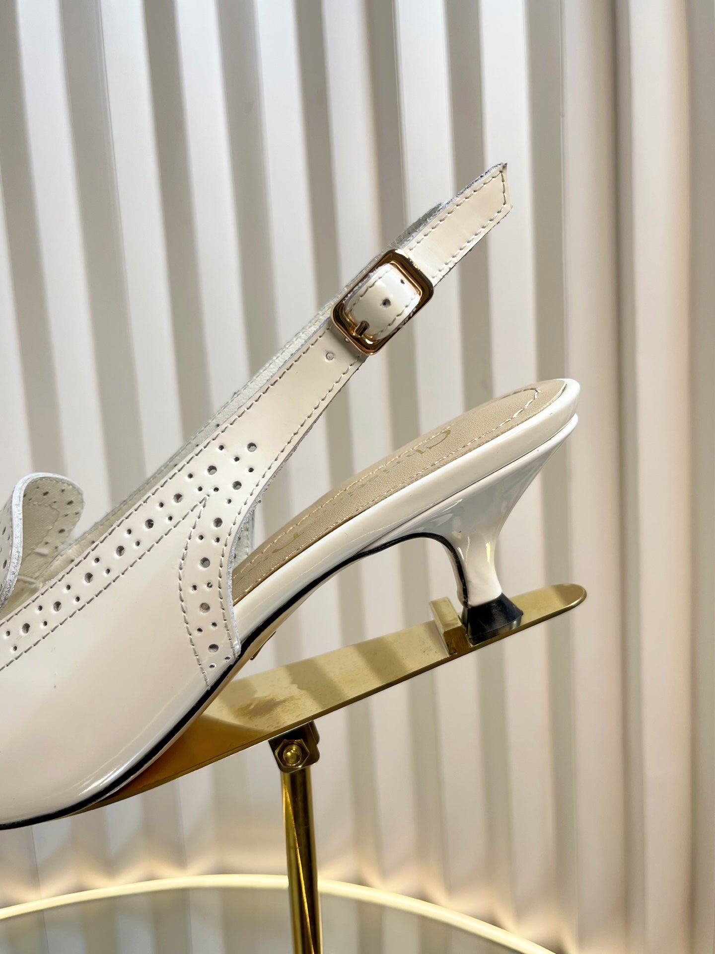 BOY SLINGBACK PUMP 35MM 25S IN WHITE CALFSKIN