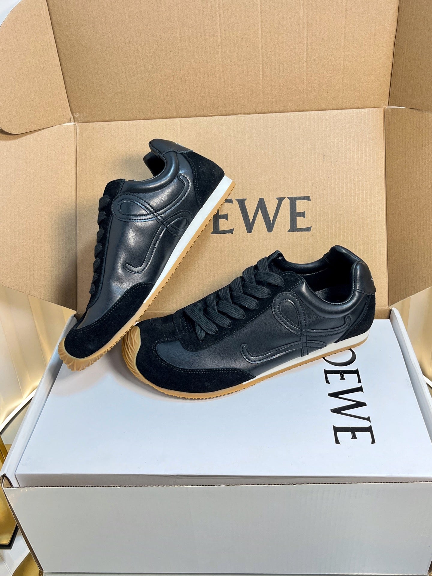 LOEWE 26S RUNNER 2.0 SNEAKERS IN BLACK CALFSKIN AND SUEDE