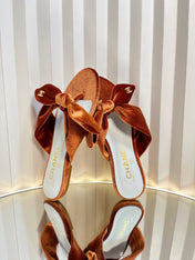 LACE SANDALS IN RUSSET BROWN VELVET