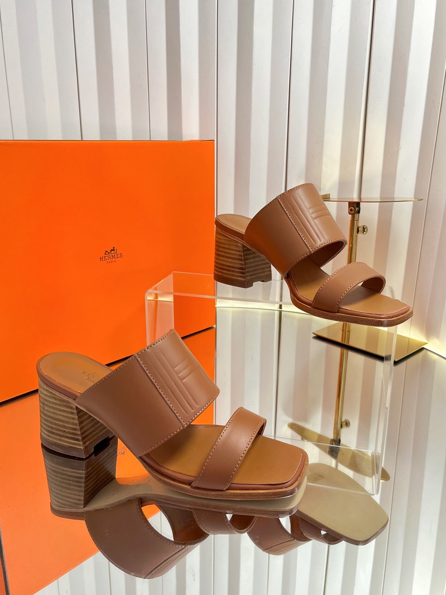 HM 26S MONICA 60 SANDAL IN CARAMEL BROWN CALFSKIN