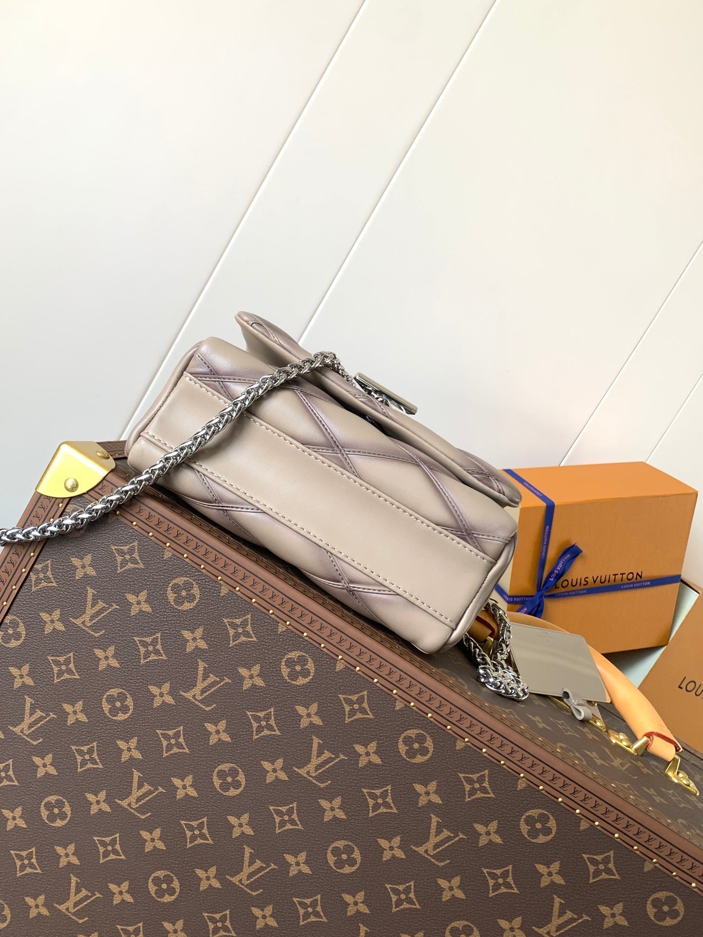 LV 25S GO-14 MM 23 IN BROWN QUILTED LAMBSKIN SILVER HARDWRE
