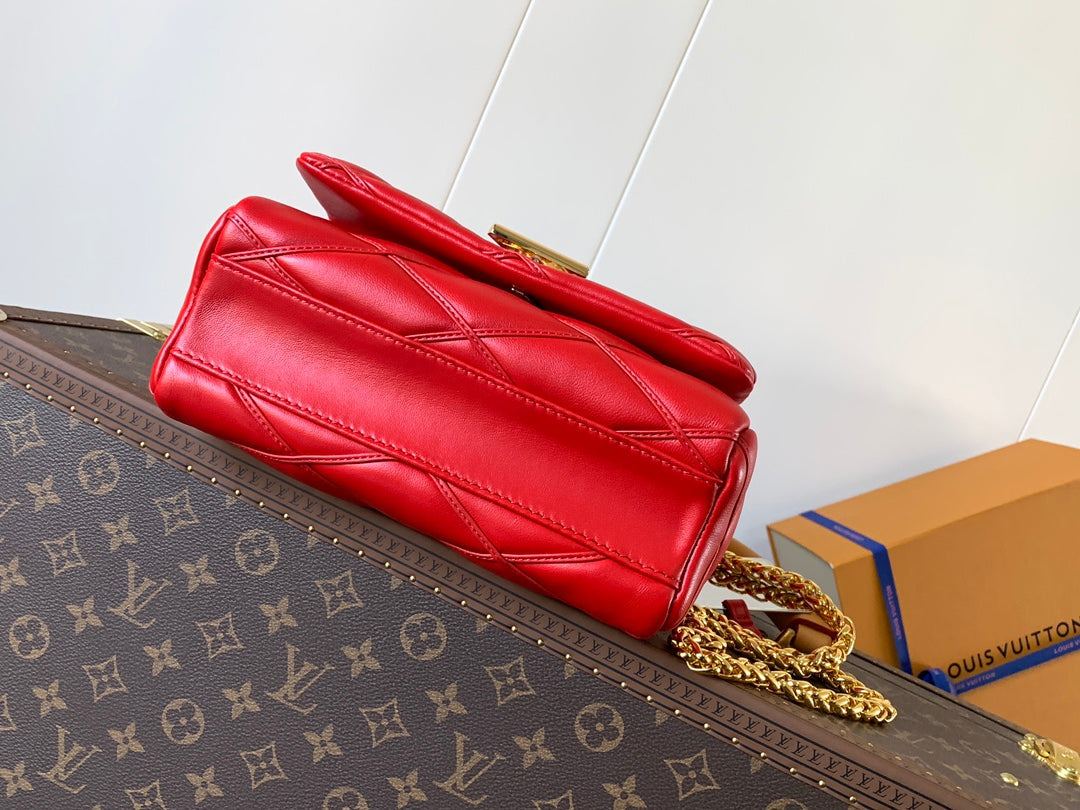 LV 25S GO-14 MM 23 IN CRIMSON RED QUILTED LAMBSKIN GOLD HARDWRE