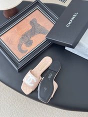 SLIPPER IN PEACH PINK CALFSKIN