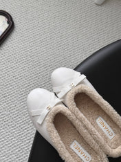 CHANEL 26S MULES IN WHITE LAMBSKIN AND SHEARLING
