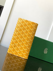 RICHELIEU CHECKBOOK WALLET 19 IN YELLOW GOYARDINE CANVAS AND CALFSKIN