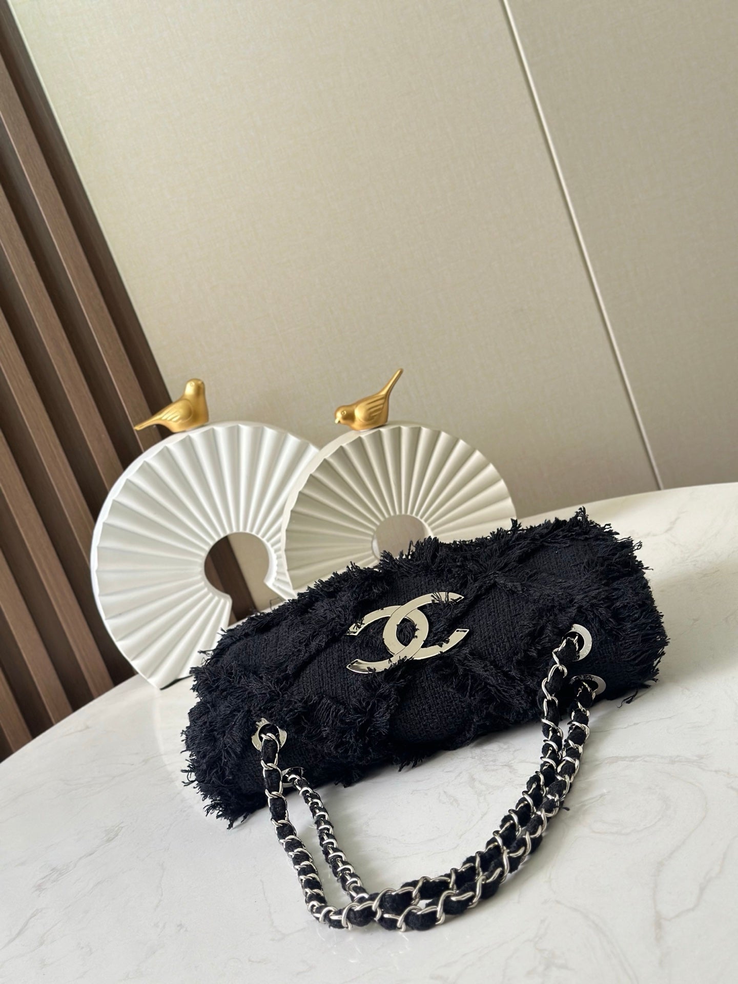CHANEL 26S FLAP BAG 27 IN BLACK TWEED