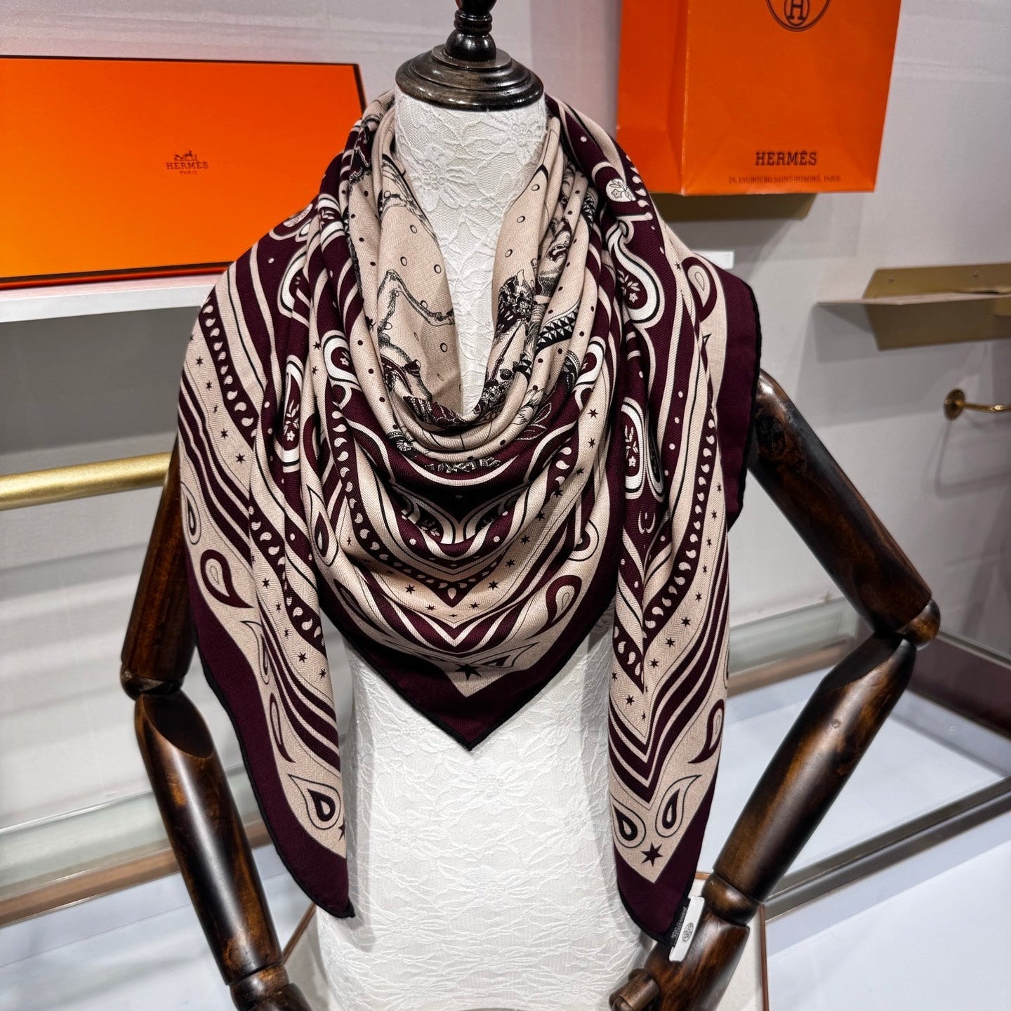 HERMES 26S SCARF 140 IN SILK AND CASHMERE 495973