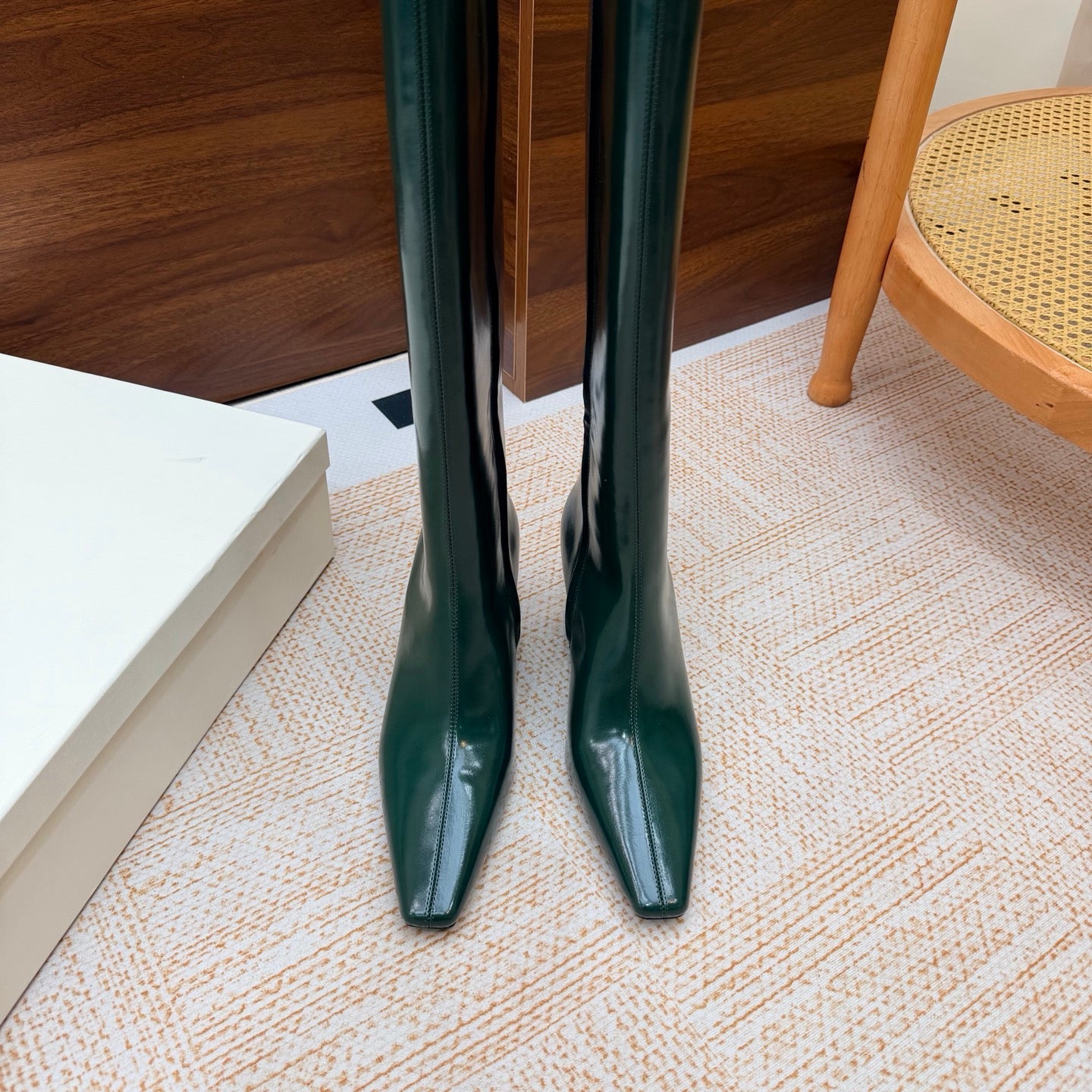 YSL 26S KNEE-HIGH BOOTS 70 MM IN DARK GREEN SHINY CALFSKIN