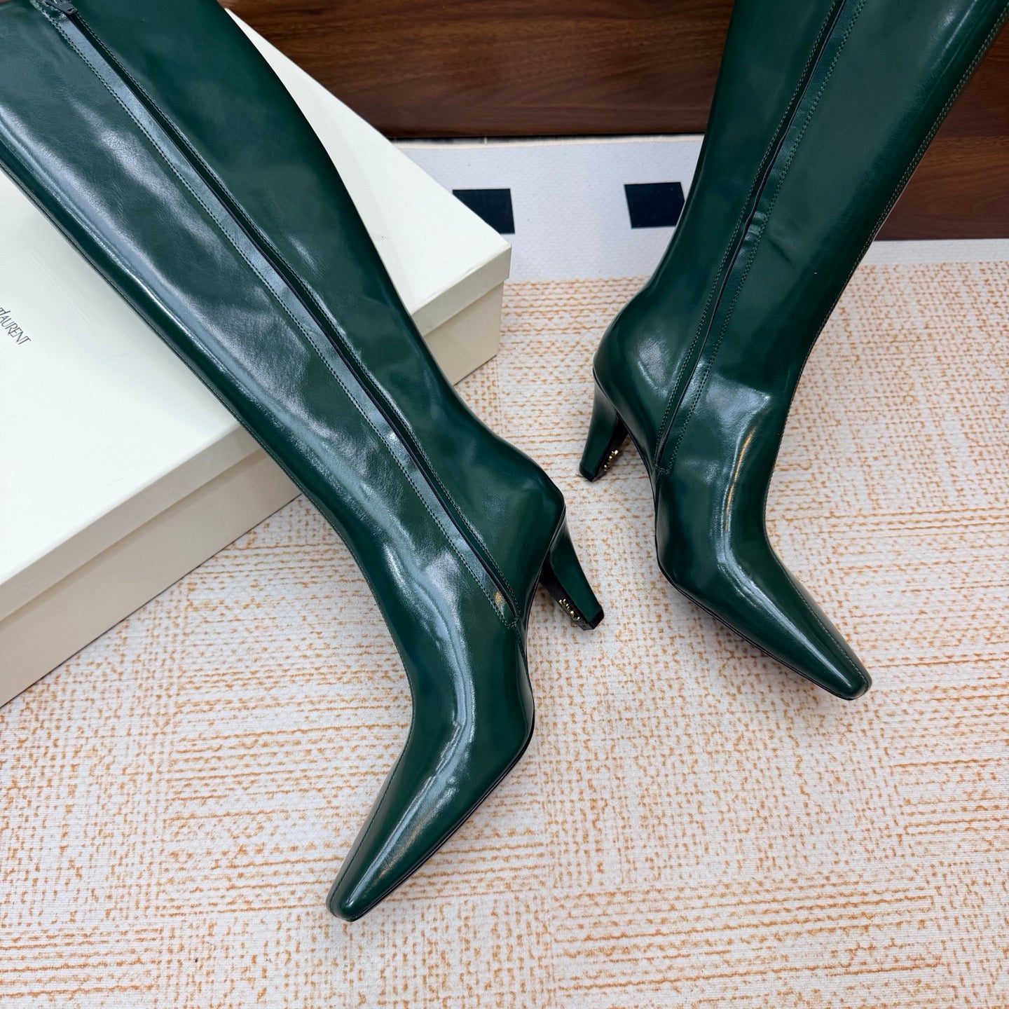 YSL 26S KNEE-HIGH BOOTS 70 MM IN DARK GREEN SHINY CALFSKIN