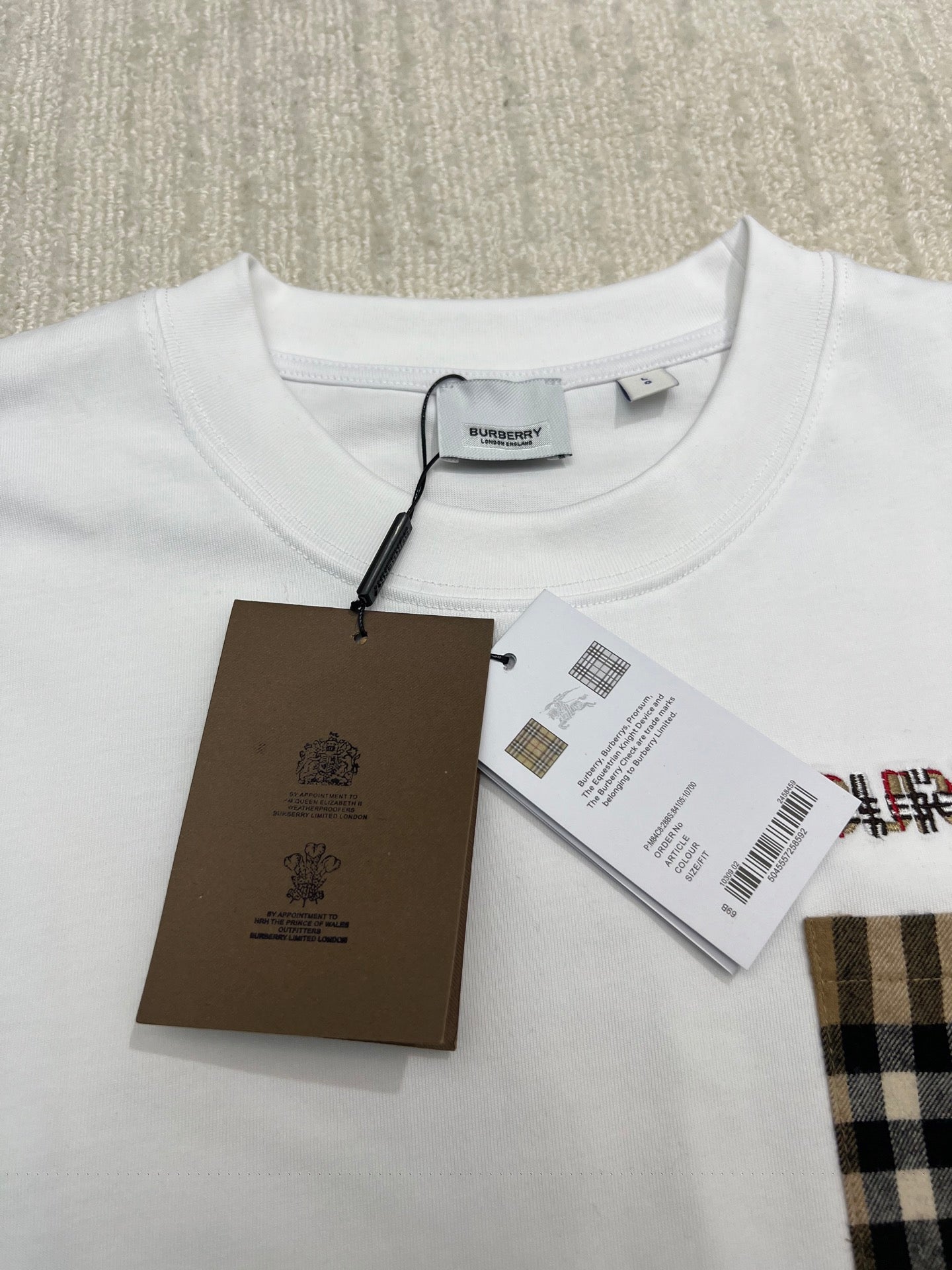 BURBERRY 26S T-SHIRT 382