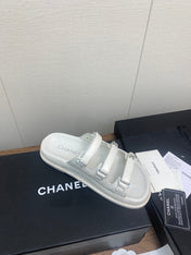 DAD SANDAL IN WHITE LAMBSKIN MULE