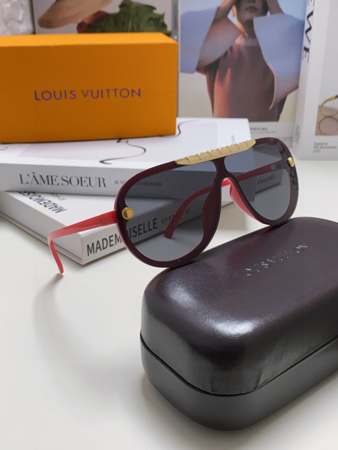 BLACKWOOD SUNGLASSES 567457 IN RED ACETATE GOLD METAL