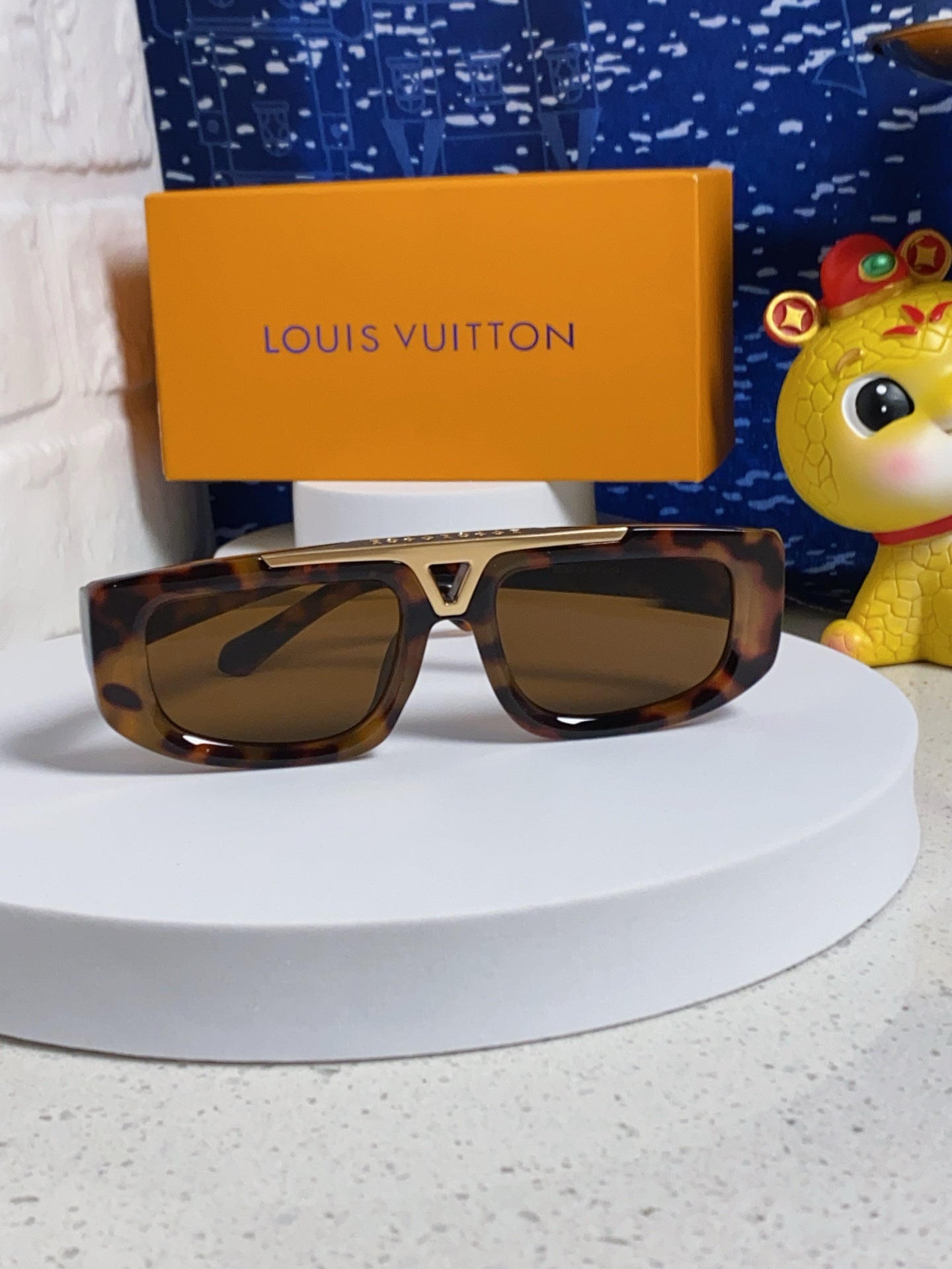 CLASH PILOT SUNGLASSES 567479 IN HAVANA ACTETE GOLD METAL