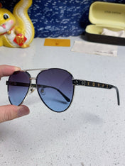 PILOT SUNGLASSES 571633 IN SILVER METAL GREY SMOKE LENSES MONOGRAM LOGO