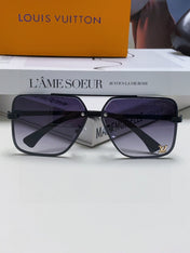 SQUARE SUNGLASSES 570266 IN BLACK METAL LOGO ON LENS