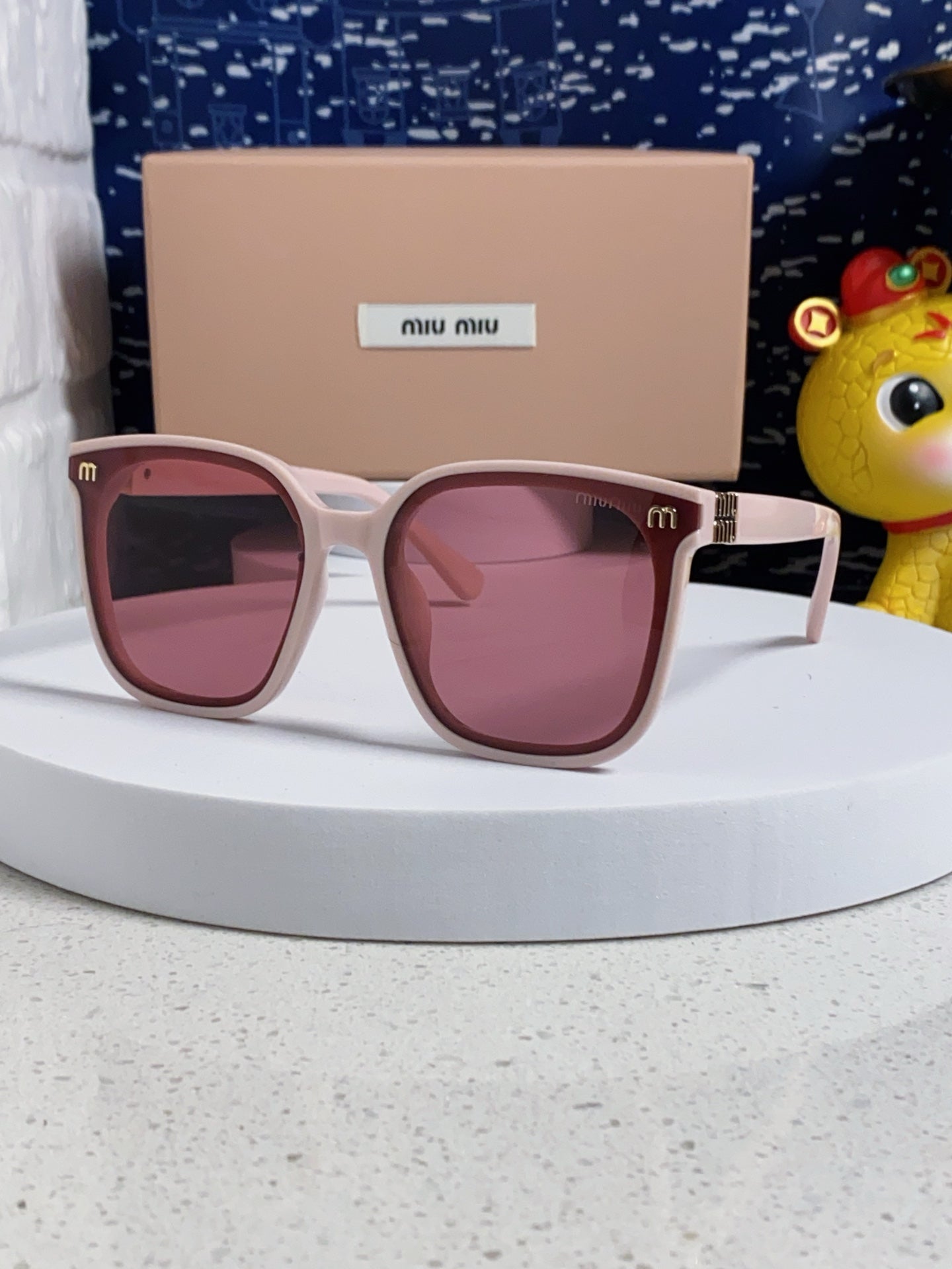 MIUMIU 26S SQUARE FRAME IN ACETATE 404646