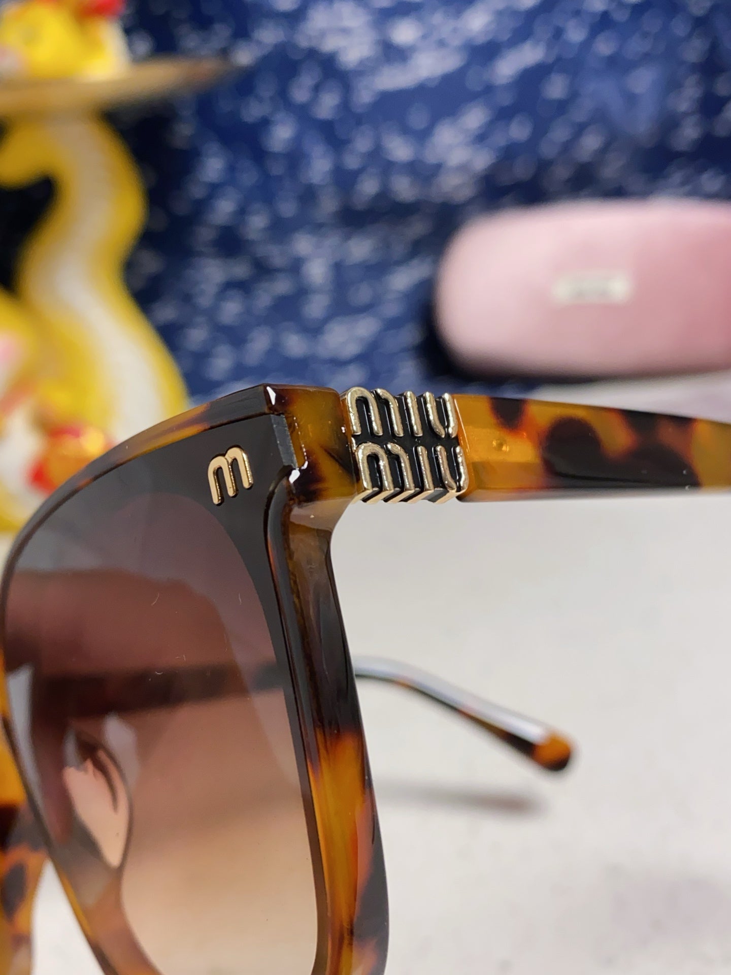 MIUMIU 26S SQUARE FRAME IN ACETATE 404649
