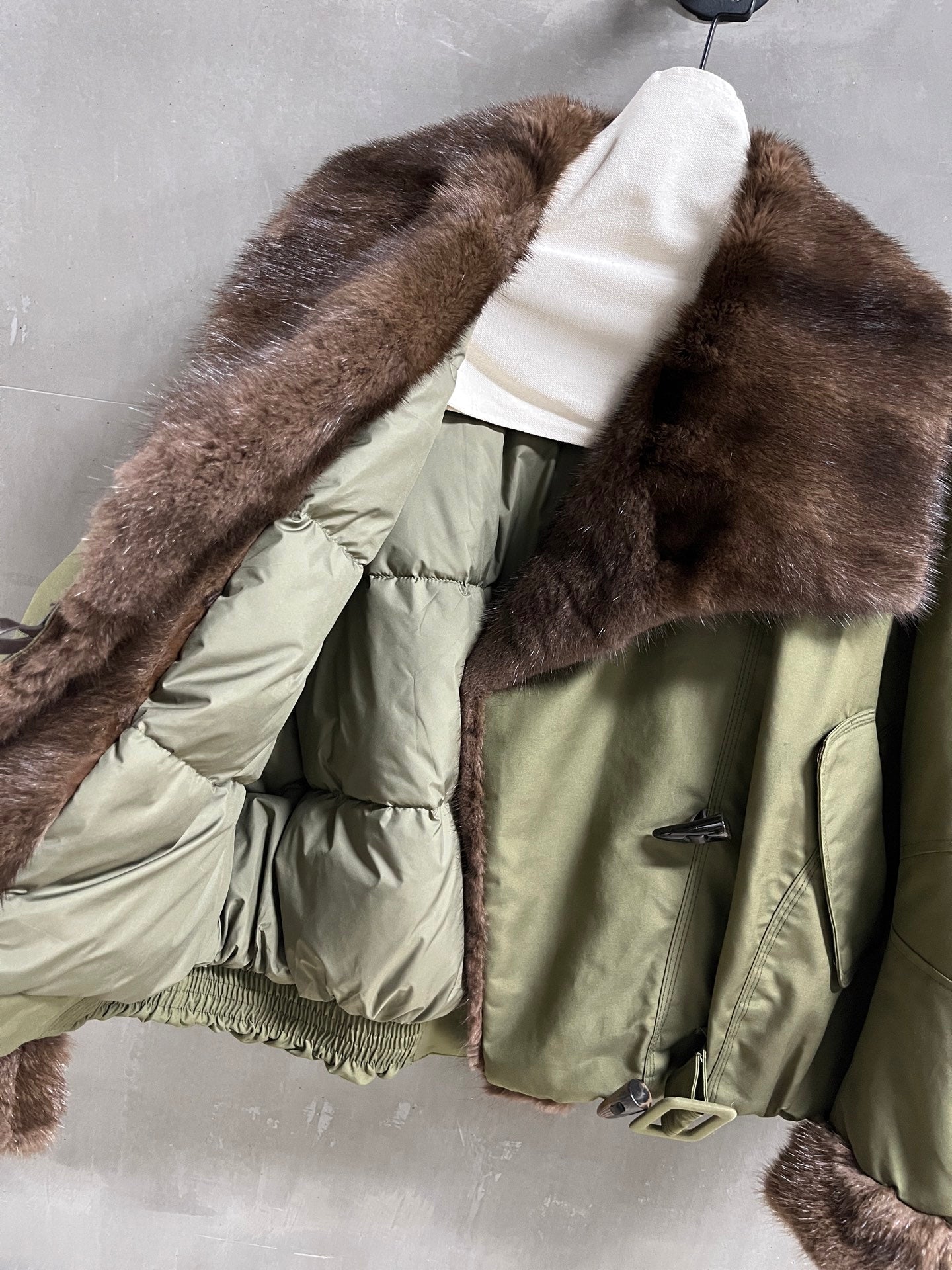 MIUMIU DOWN JACKET STYLE 688