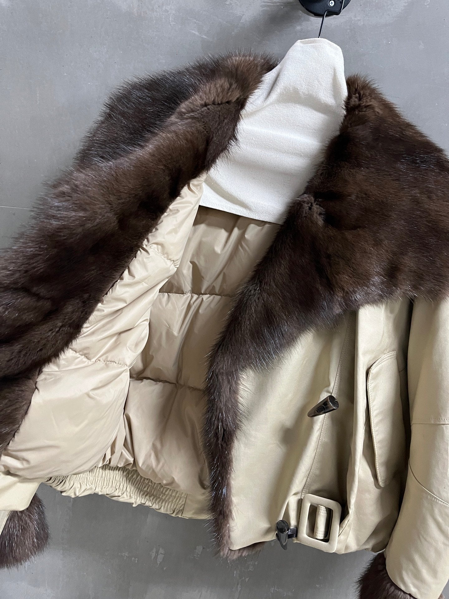 MIUMIU DOWN JACKET STYLE 687