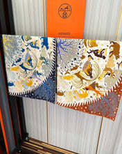 CHANEL 25S SCARF 90 IN SILK 709581