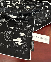 CHANEL 26S SCARF 90 IN SILK 311894