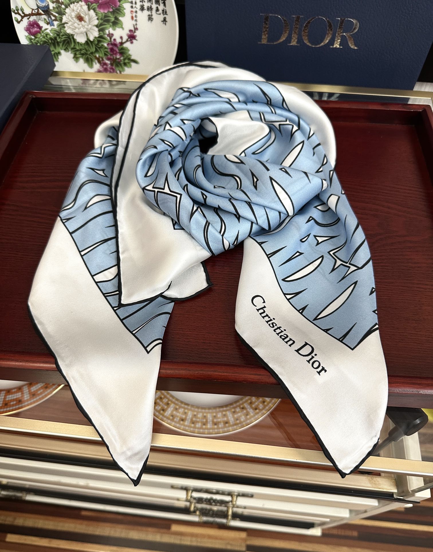 DIOR 26S SCARF 90CM IN SILK 307333