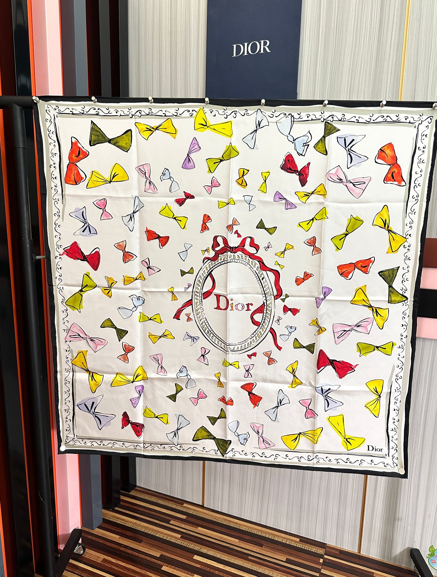 DIOR 26S SCARF 90 IN SILK 432351