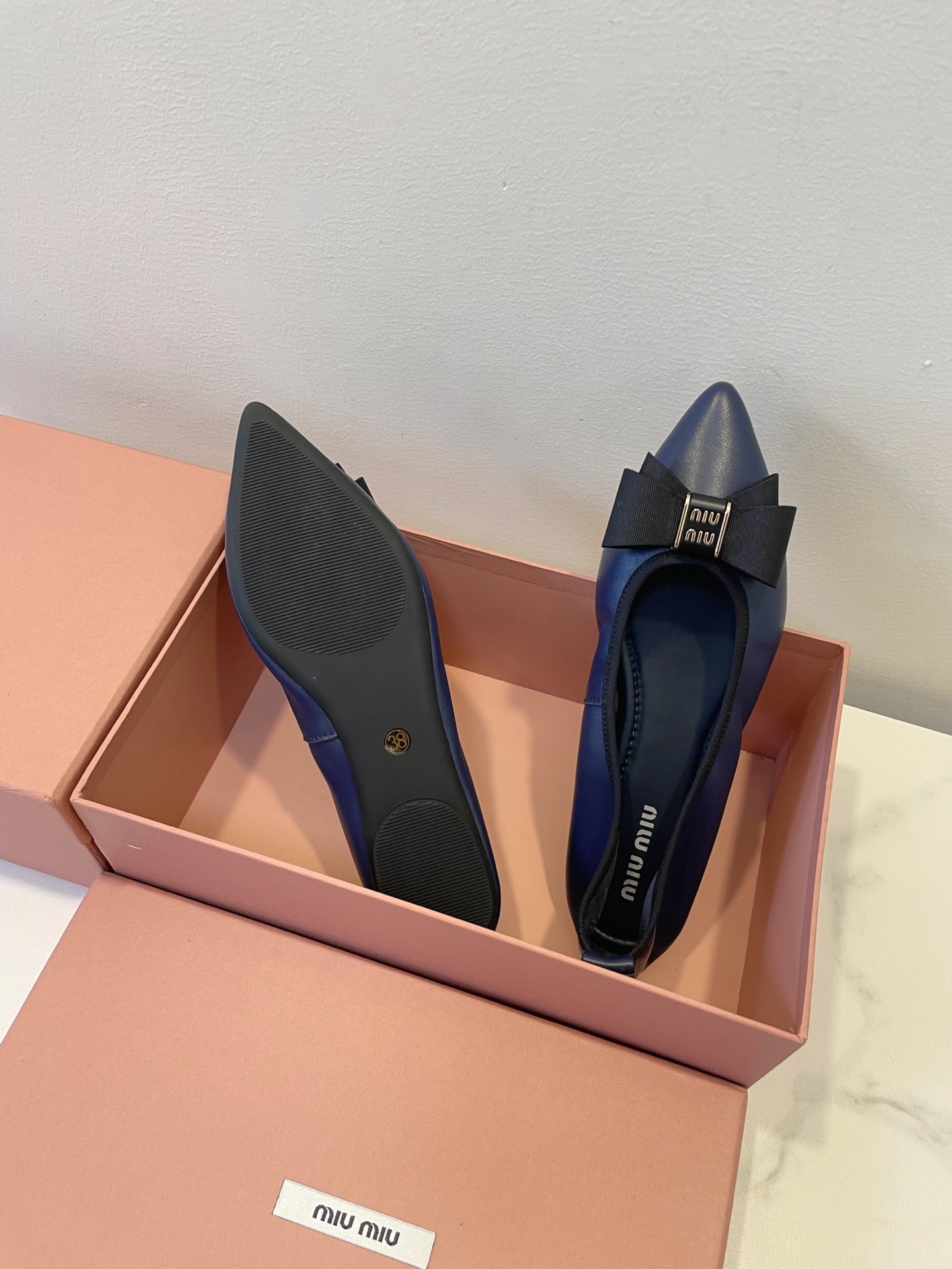MIUMIU 26S BALLET FLATS IN NAVY BLUE CALFSKIN WITH BOW