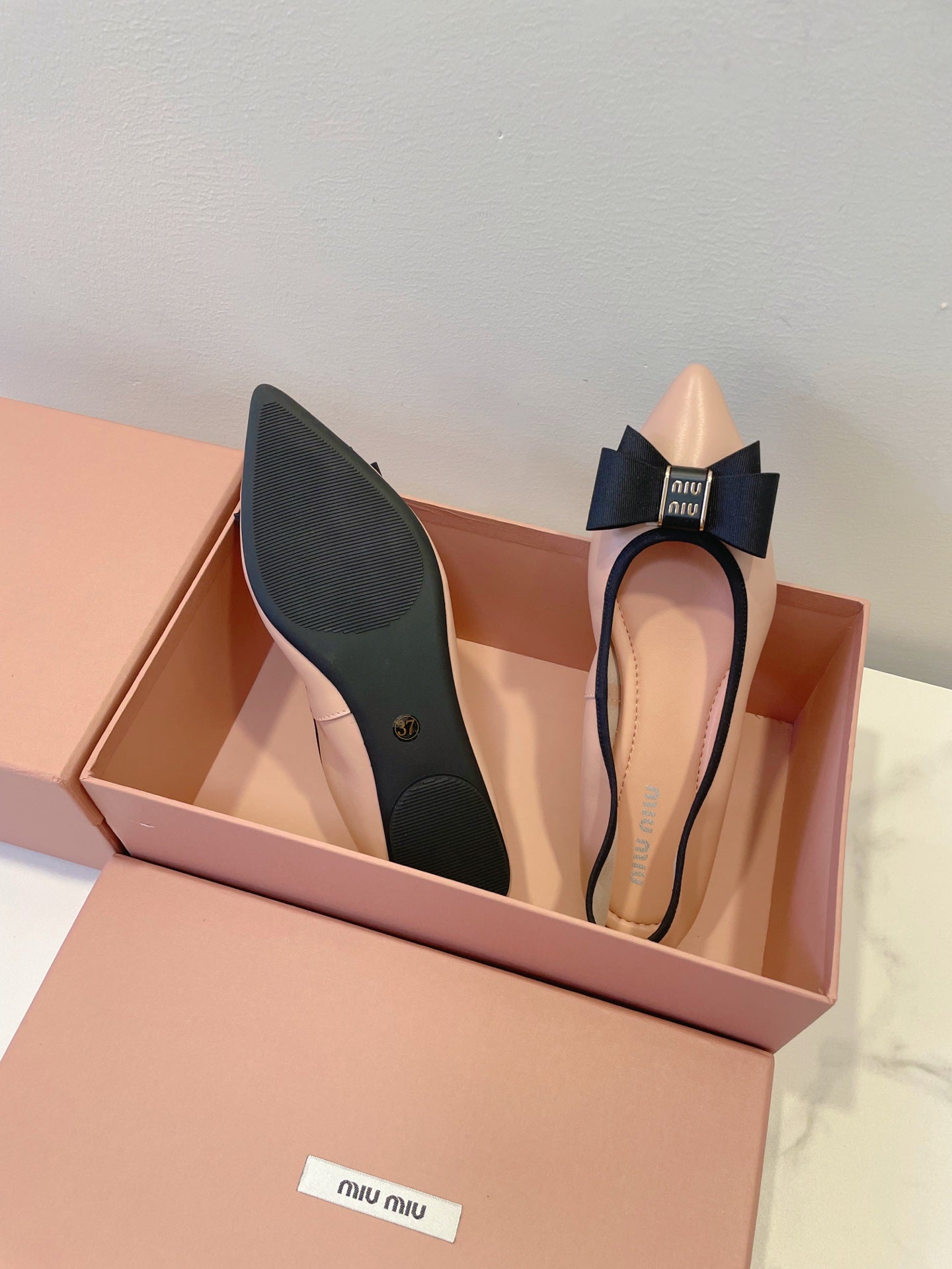 MIUMIU 26S BALLET FLATS IN LIGHT PINK CALFSKIN WITH BOW