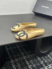 CHANEL 26S BALLET FLATS IN BEIGE CALFSKIN WITH BLACK CC LOGO