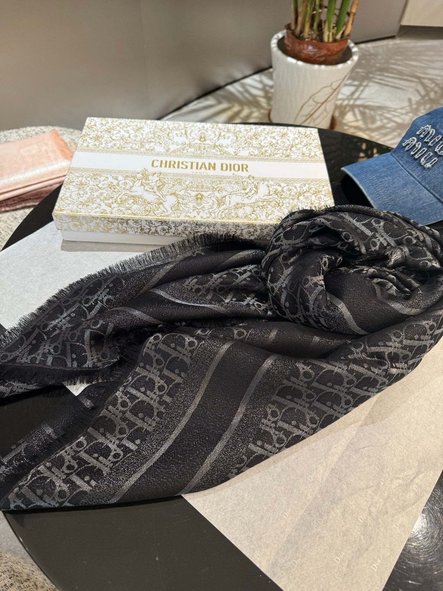 DIOR 26S SCARF 140 IN SILK AND CASHMERE 429180