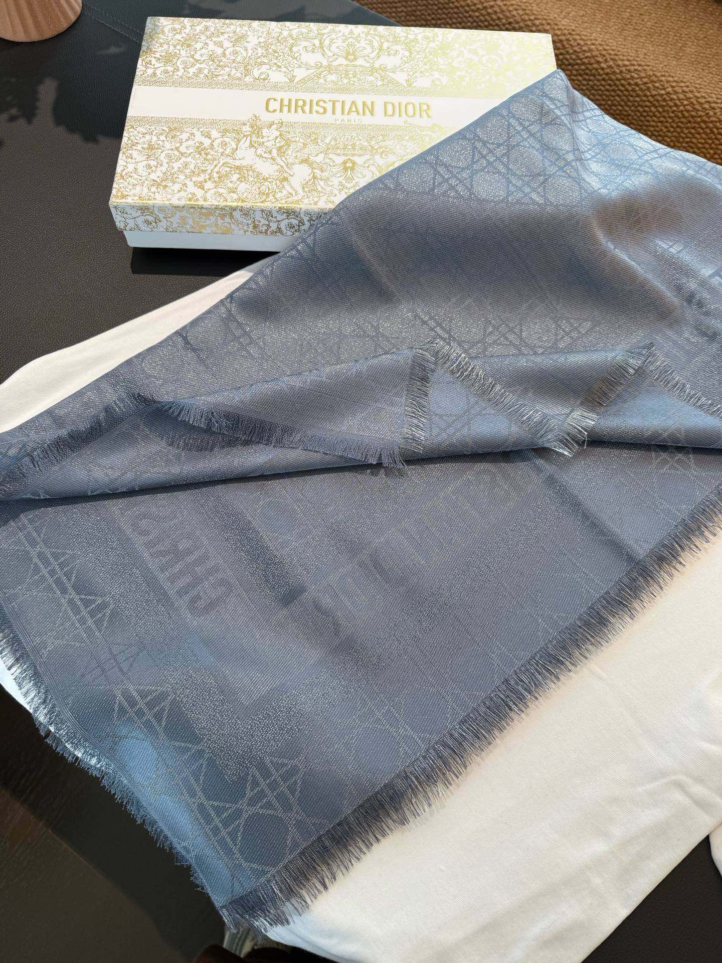 DIOR 26S SCARF 140 IN SILK AND CASHMERE 424265