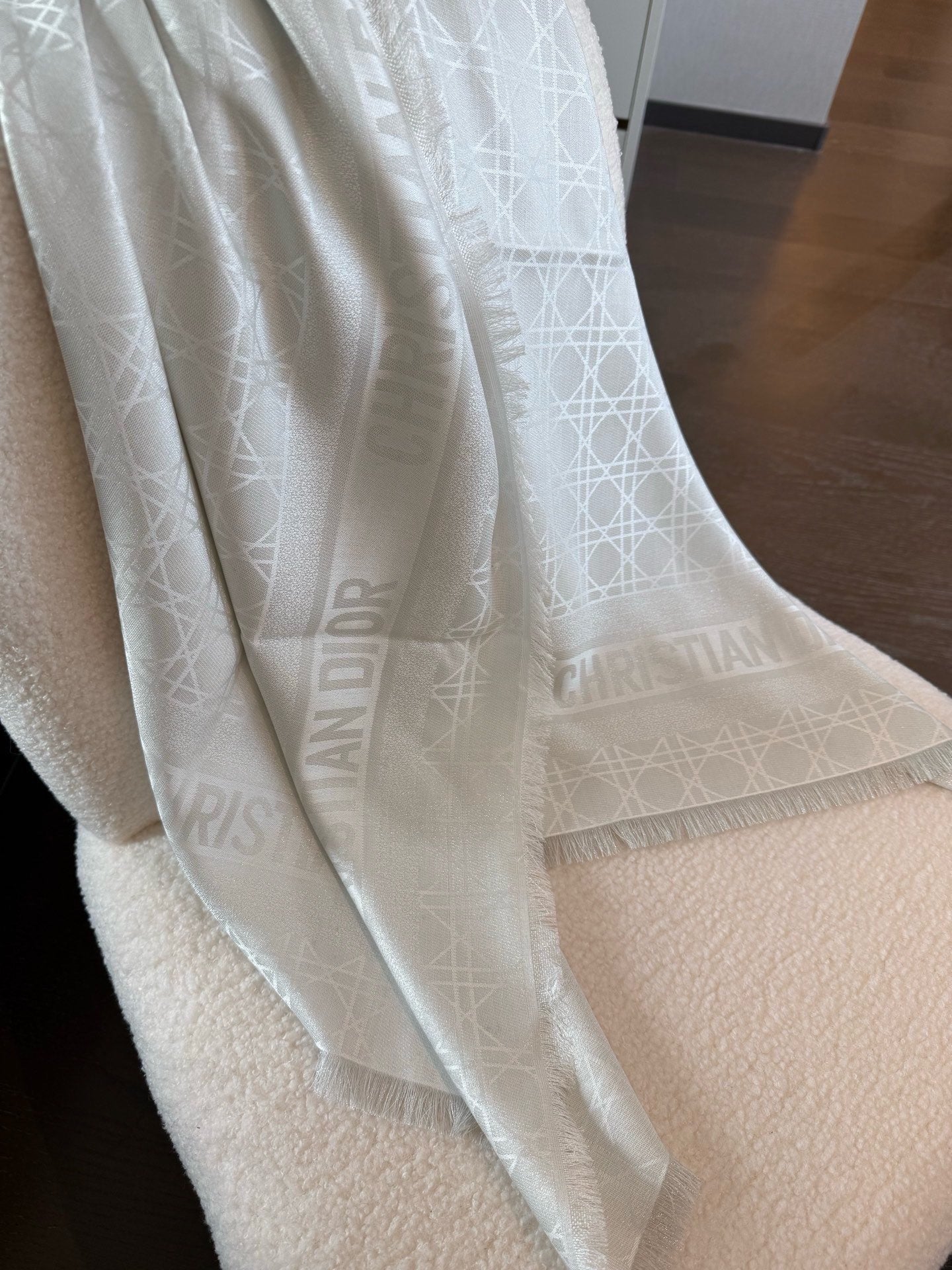 DIOR 26S SCARF 140 IN SILK AND CASHMERE 424268