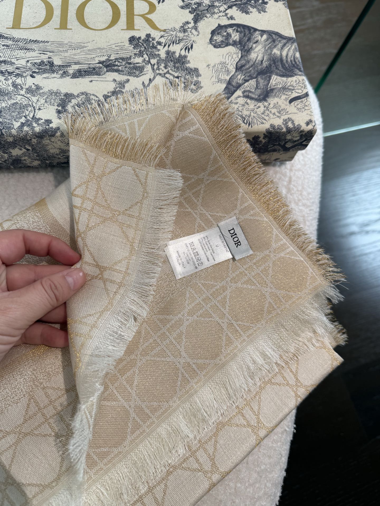 DIOR 26S SCARF 140 IN SILK AND CASHMERE 424259