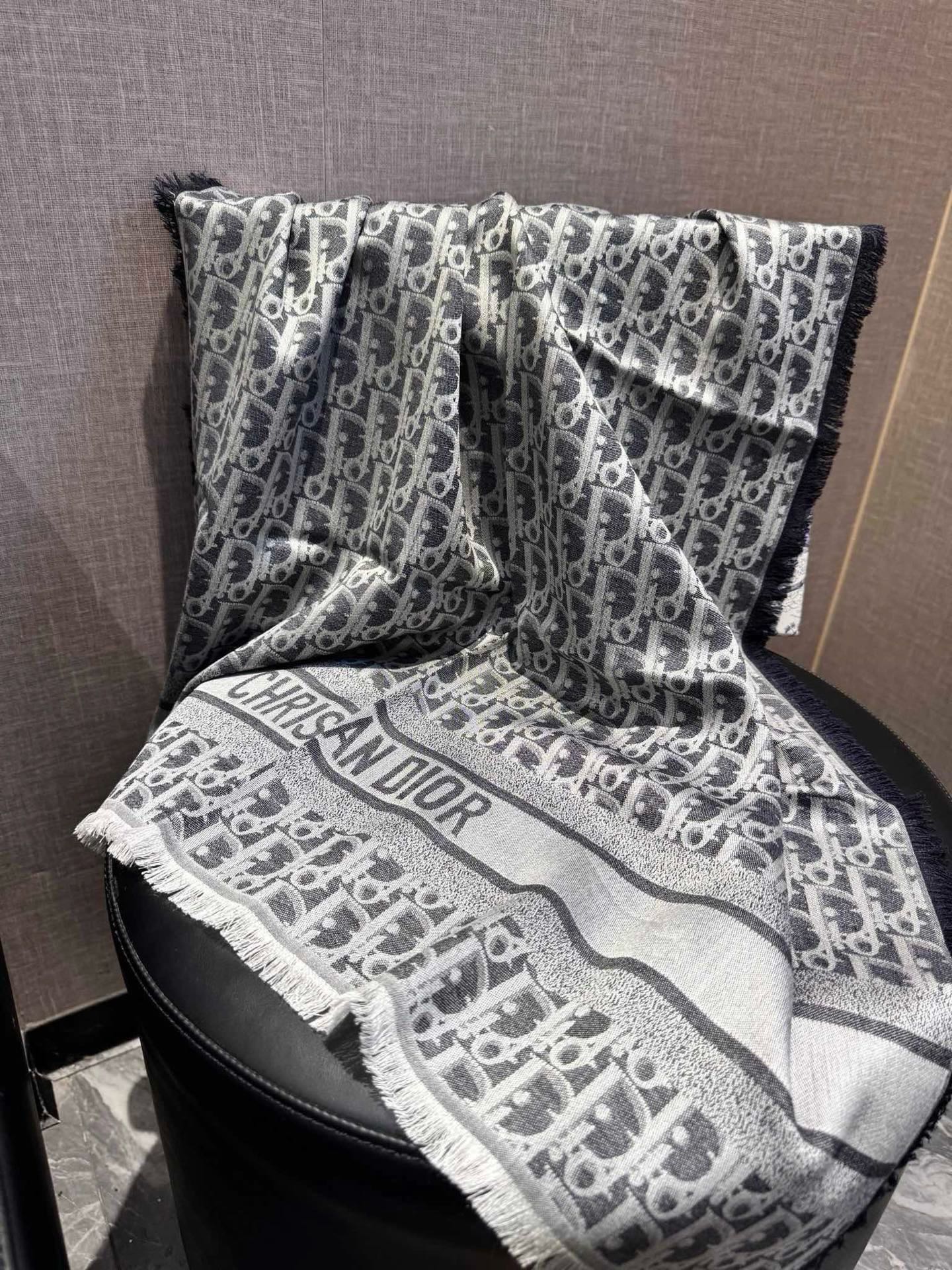 DIOR 26S SCARF 200 IN CASHMERE AND SILK 427196