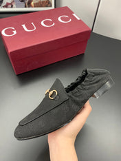 GUCCI 26S LOAFERS IN BLACK CANVAS