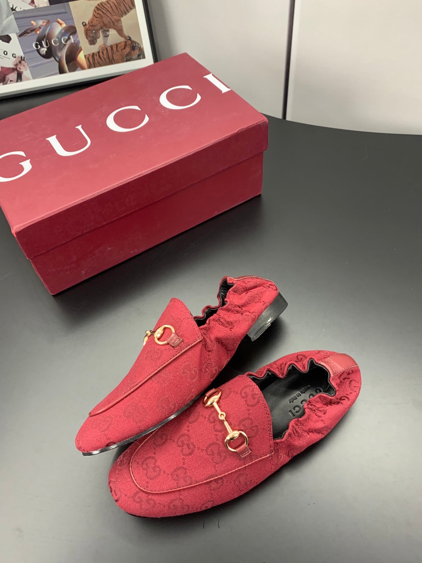 GUCCI 26S LOAFERS IN RED CANVAS