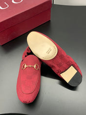 GUCCI 26S LOAFERS IN RED CANVAS