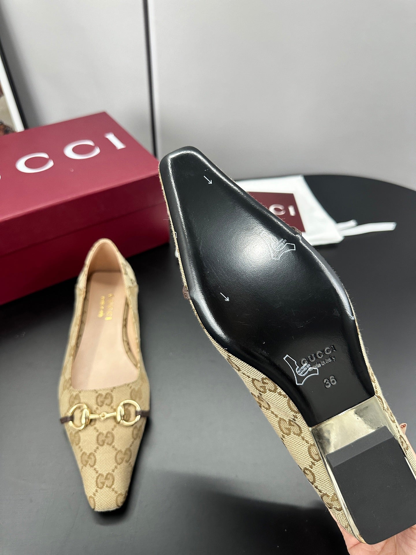 GUCCI 26S VITTORIA BALLERINA SHOES IN DARK BEIGE CANVAS