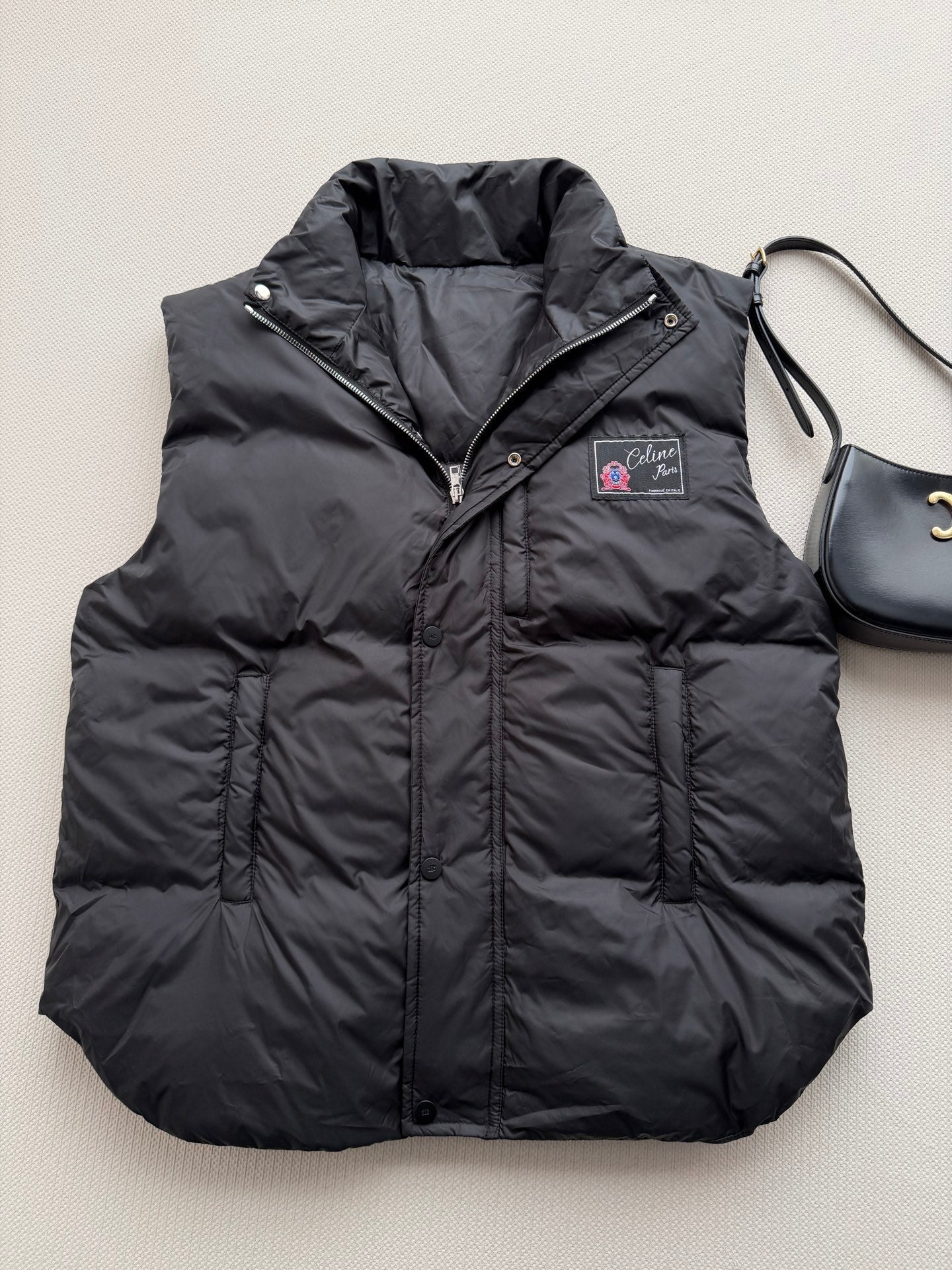 CELINE 26S PUFFER VEST 554