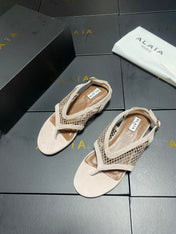 ALAIA 26S FLAT MESH THONG SANDALS IN BEIGE SUEDE