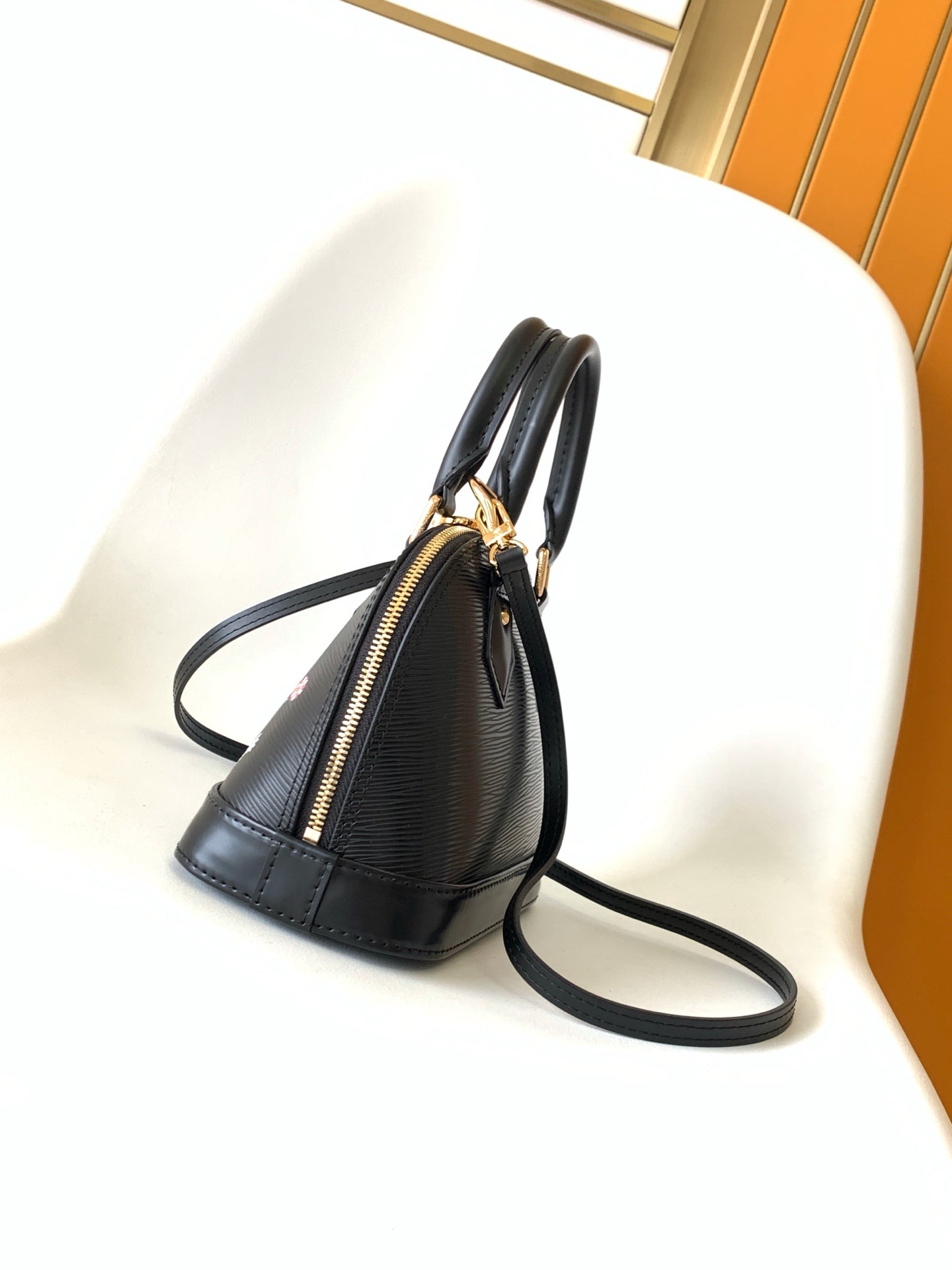 LV 25S ALMA BB BAG 23 IN BLACK EPI CALFSKIN GOLD HARDWARE