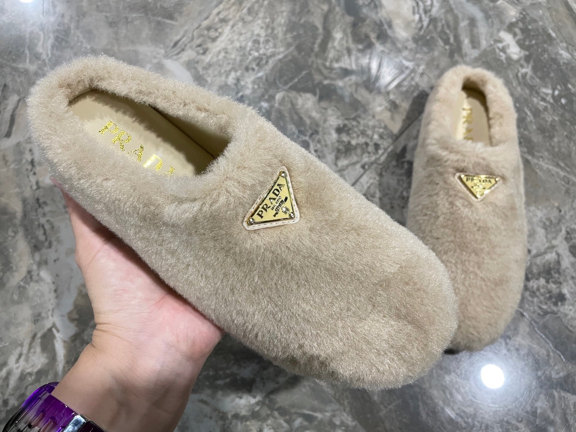 PRADA 26S SLIPPERS IN BEIGE WOOL