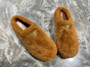 PRADA 26S SLIPPERS IN CARAMEL BROWN WOOL