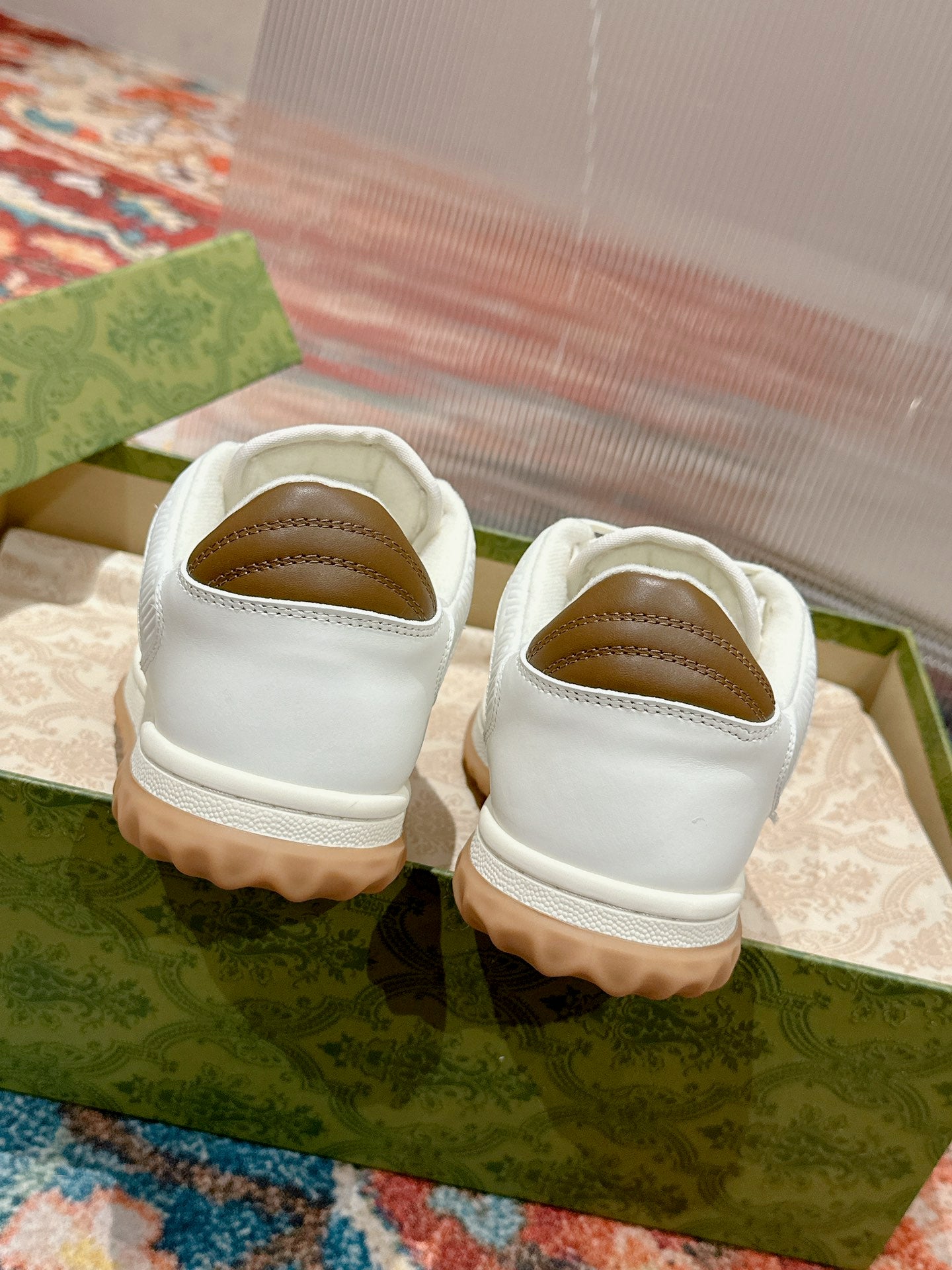 GUCCI 26S SNEAKERS IN WHITE MIX BROWN CALFSKIN