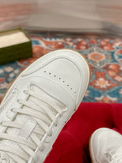 GUCCI 26S SNEAKERS IN WHITE CALFSKIN WITH LOGO